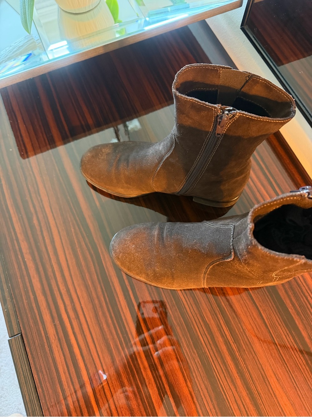 Women’s Brown la canadienne boots - Picture 3 of 4